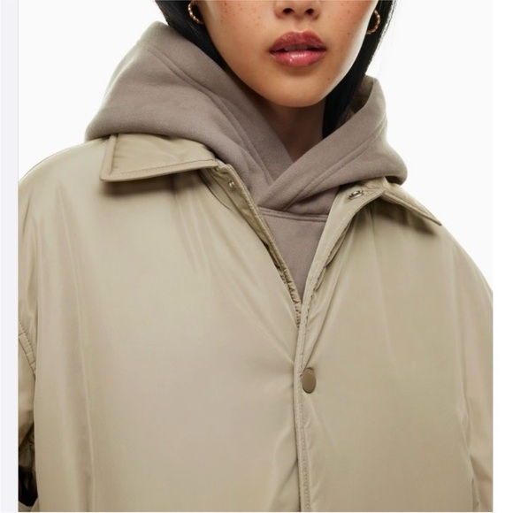 TNA Coaches Jacket - Picture 2 of 4